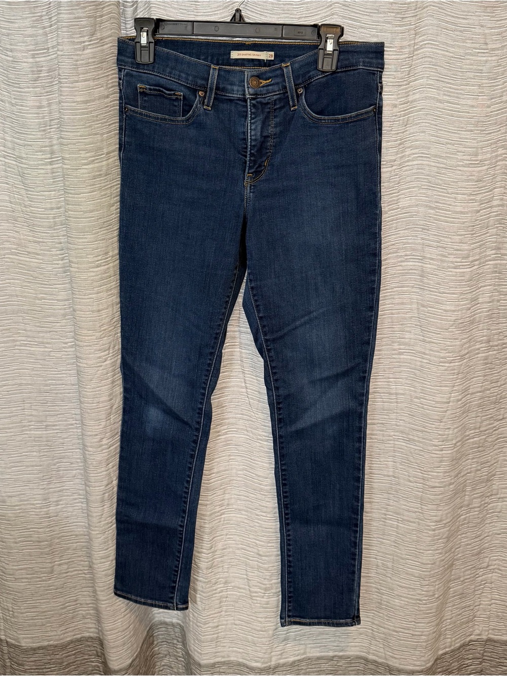 Levi’s 311 Shaping Skinny size 28